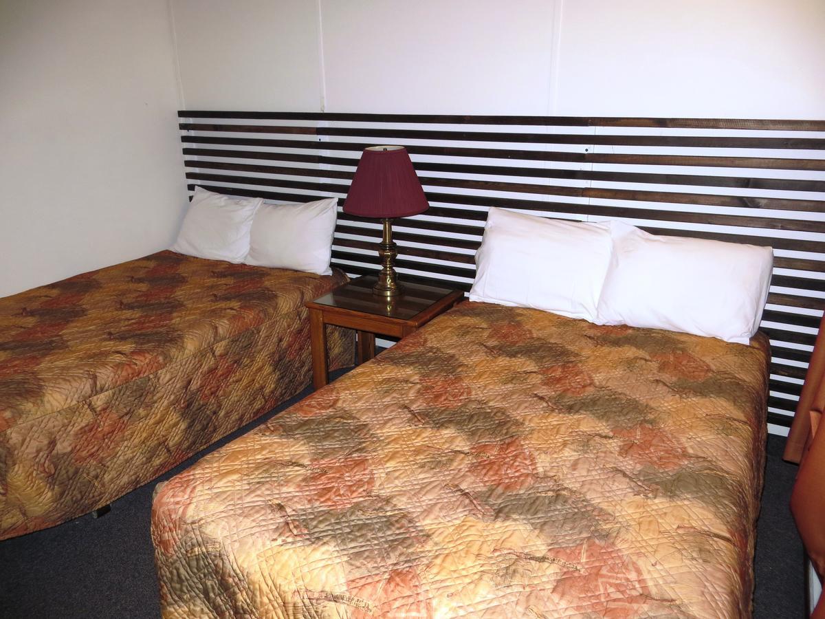 Macklin Motor Inn Dış mekan fotoğraf
