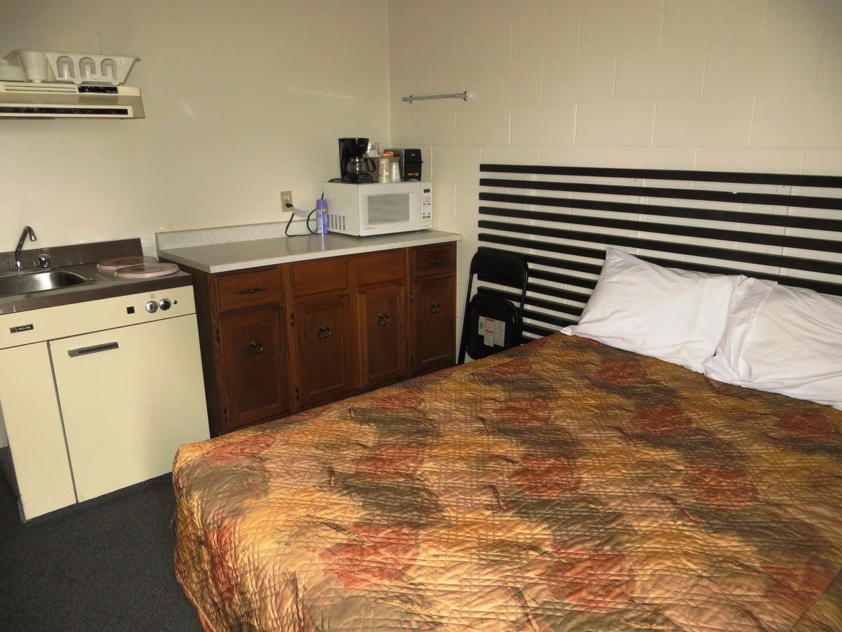 Macklin Motor Inn Dış mekan fotoğraf